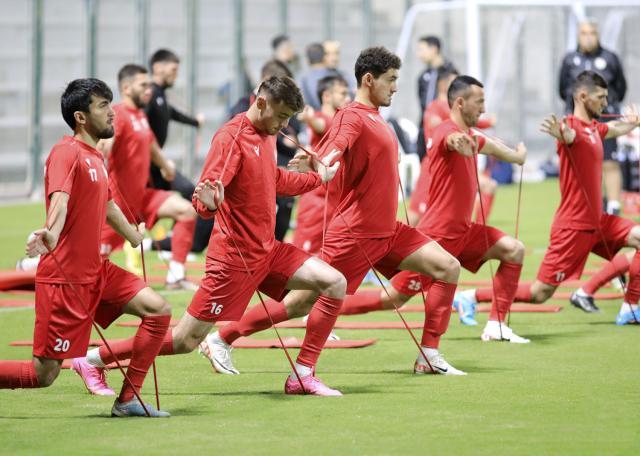 塔吉克斯坦欲与国足同酒店 1月4日过招中国香港